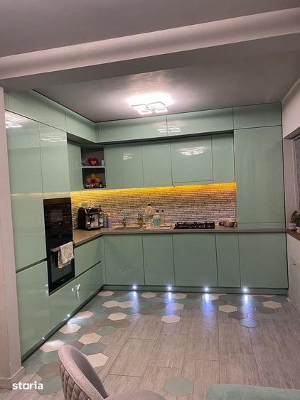 Casă cu 5 camere cu Teren 207 Mp în Apahida