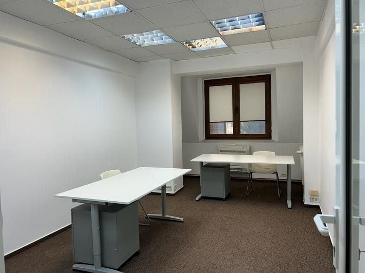 Spațiu de birouri generos și complet mobilat |One Charles de Gaulle - 3