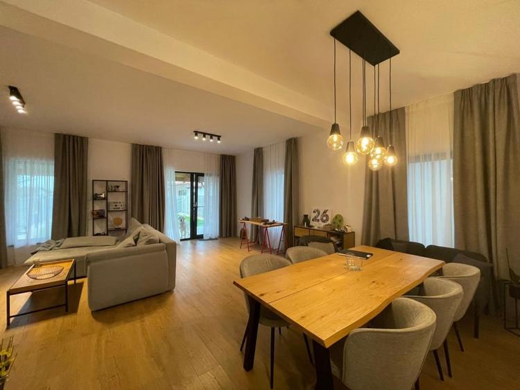 Duplex cu 4 camere mobilat si utila Mosnita Veche - 1