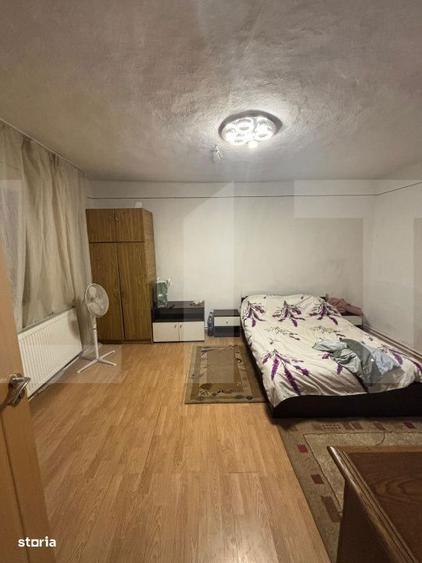 Casa spatioasa, 177 mp construiti, teren 3400 mp, 5 camere, cazan pe l - 2