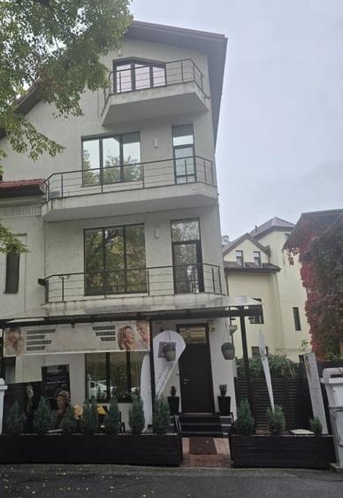 Vila P+2E+M | 200 mp | Cotroceni | terasă 30 mp  | pretabil medical & office - 1
