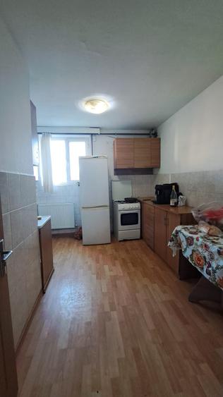 AGIGEA, 3 CAMERE DECOMANDAT 2 BAI, CENTRALA GAZ, 70 MP. PARCARE, BOXA - 8