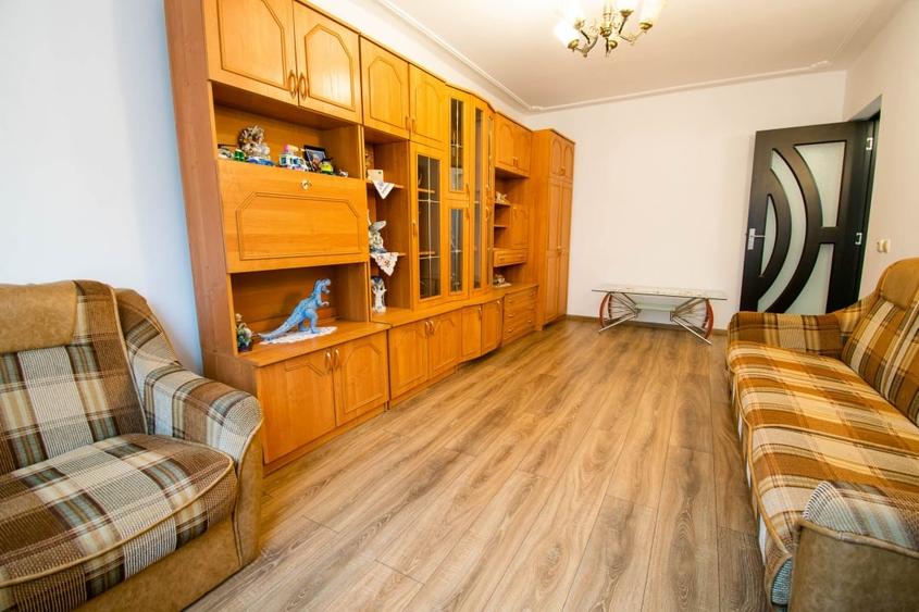 Stefanestii de Jos, 3 camere 70 mp,2 bai,centrala proprie,etaj 1/2,Comision 0% - 1