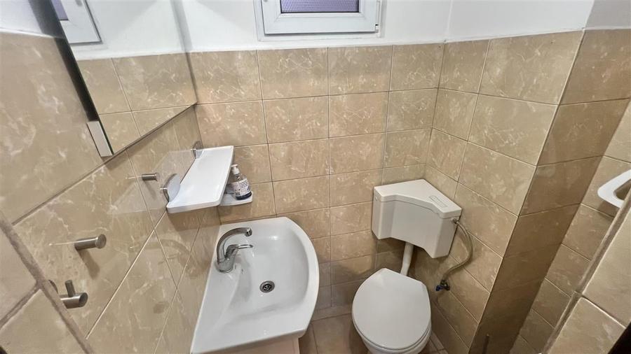 Spatiu comercial de inchiriat in centrul Brasovului - 9