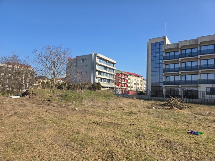 Teren Construcții intravilan de 1250 mp, în Central