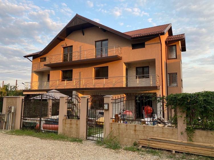 Casa duplex zona Consul170mp,teren250mp alee privata - 4
