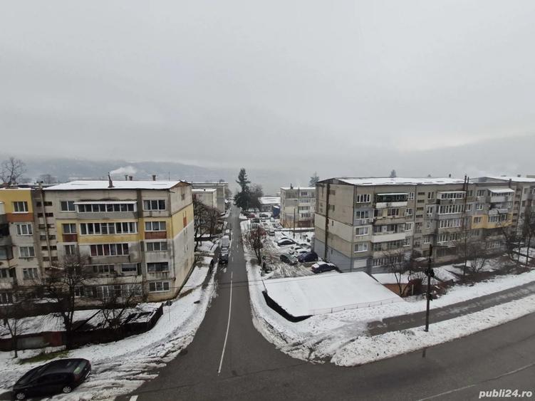 Garsoniera 26 mp + terasa, mobilata, AC, acoperi? nou , vedere Dunare - 5