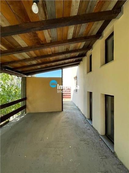 Vila cu Garaj,D+ P+E+M, regie proprie, 360 mp,teren 1050 mp, Rediu - 17