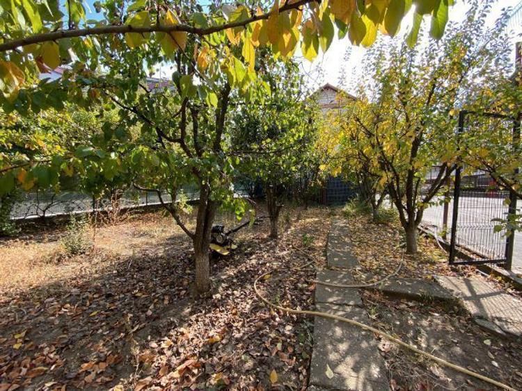 Vând teren intravilan în Bragadiru (str. Diamantului nr. 164 A). - 1