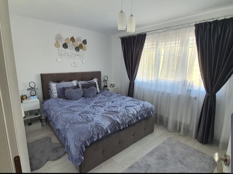 Vand apartament 2 camere - 1
