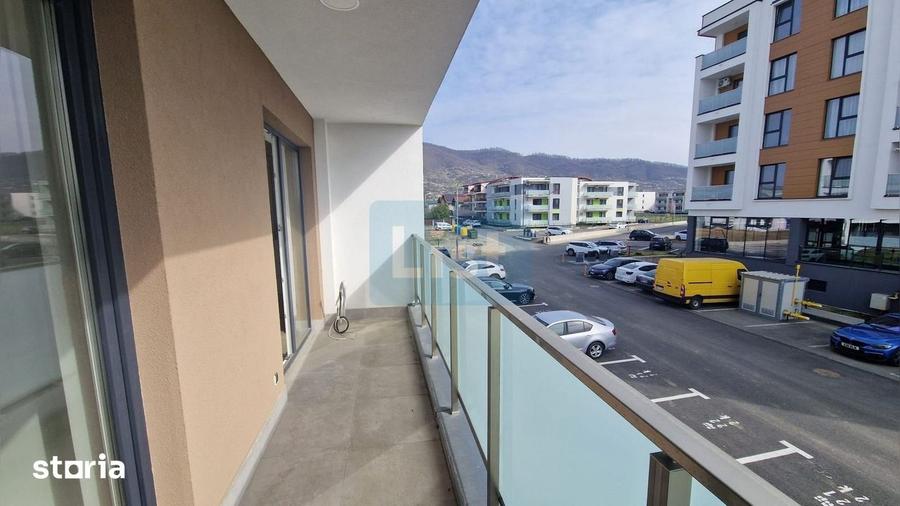 Apartament cu 3 camere în Est