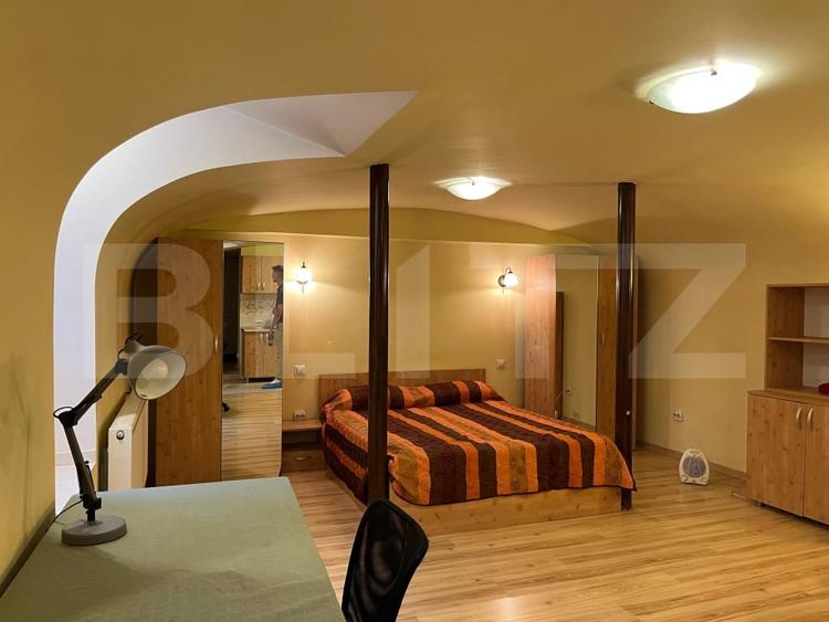 Apartament tip studio, 40 mp, terasa, zona Ultracentrala - 1