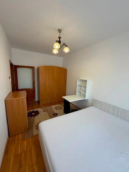 Apartament cu 2 camere decomandat în Ștrand