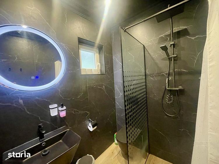 Casă cu 3 camere cu Teren 200 Mp în Central