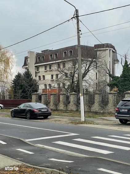Teren de 10505 mp, în Central