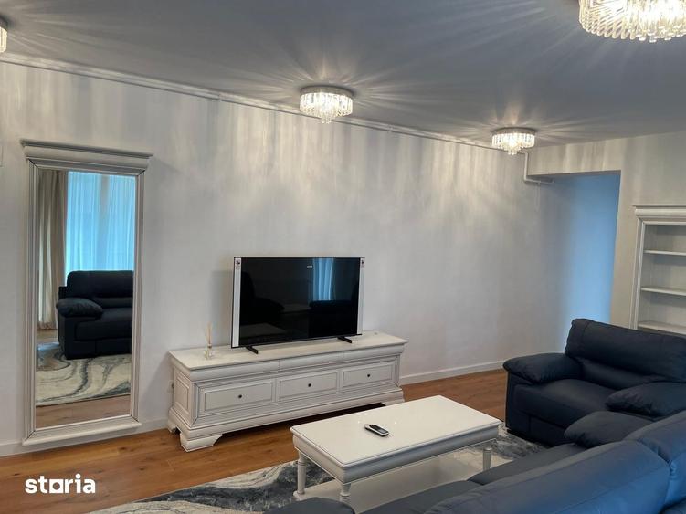Apartament cu 4 camere decomandat, mobilat în Băneasa