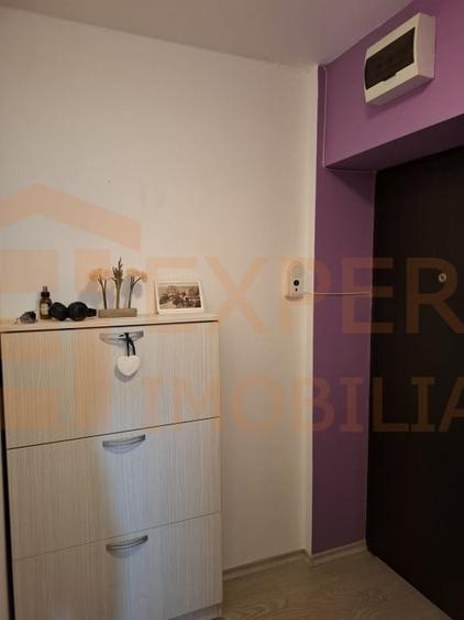 Apartament cu 2 camere decomandat, mobilat în Energia