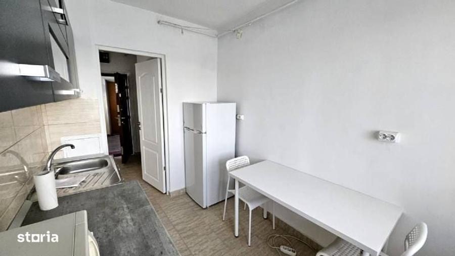 Apartament cu 2 camere semidecomandat în Satu Nou