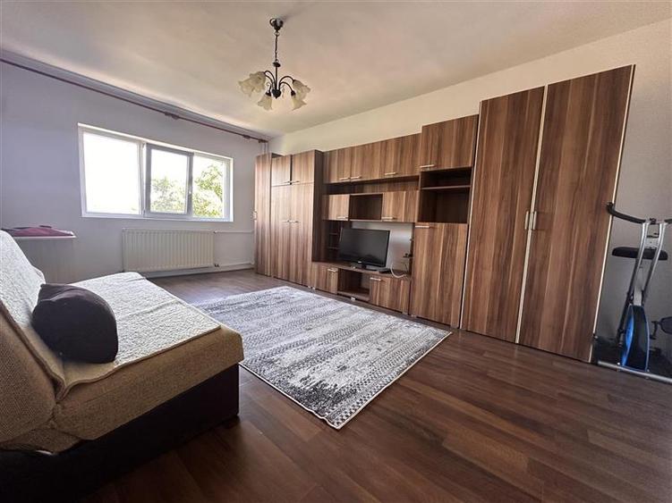 Apartament cu 2 camere decomandat, mobilat în Lipovei