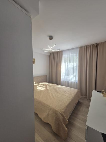 Apartament cu 2 camere decomandat în Exterior Vest