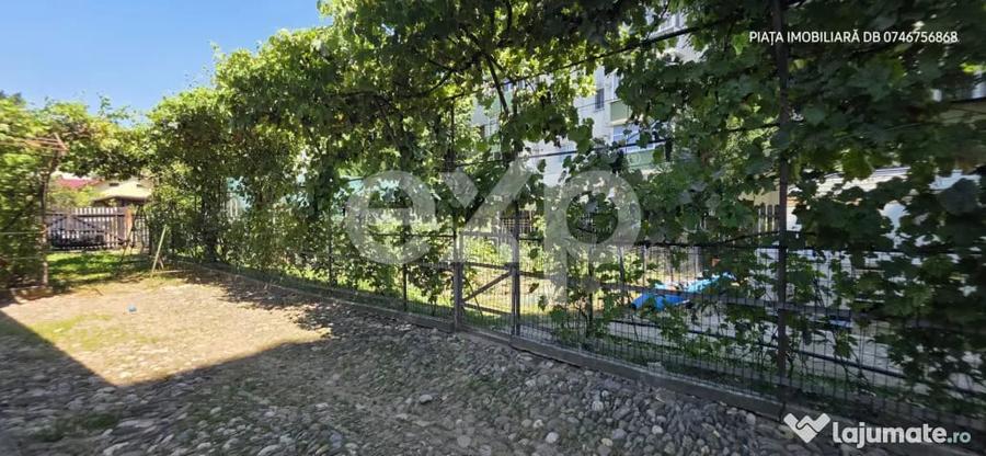 Casă cu 3 camere cu Teren 818 Mp în Central