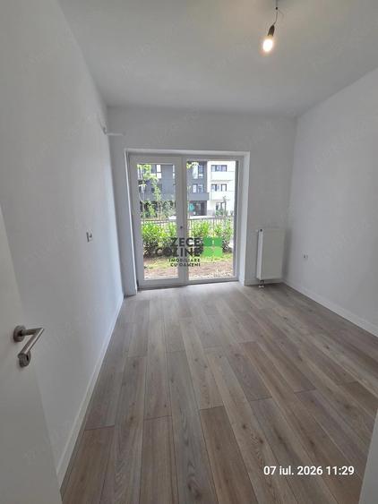 Apartament cu 2 camere nedecomandat în Baza 3
