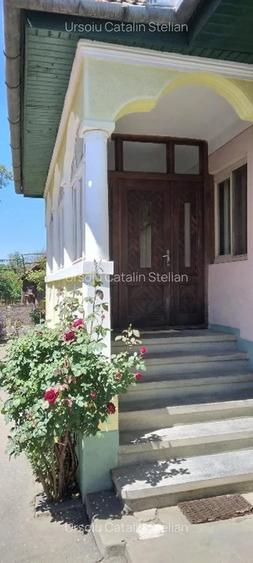 Casă cu 5 camere cu Teren 1350 Mp în Exterior Vest