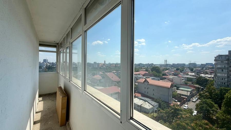 Apartament cu 2 camere semidecomandat, mobilat în Turda