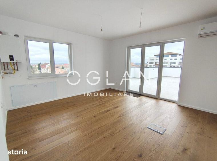 Apartament cu 4 camere în Șelimbăr