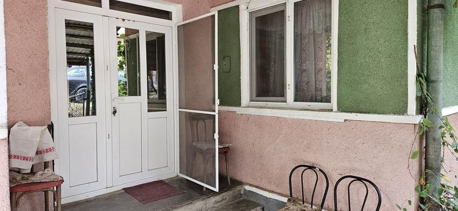 Casă cu 2 camere în Gârbou