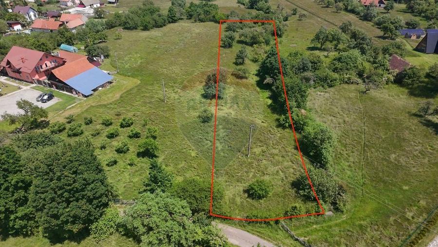 Teren Construcții intravilan de 4600 mp, în Bran
