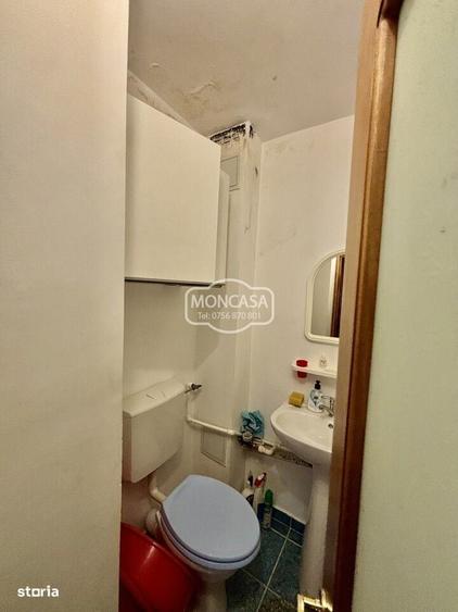 Apartament cu 4 camere decomandat în Central