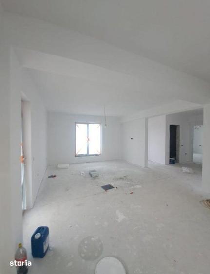 Casă cu 3 camere cu Teren 320 Mp în Central