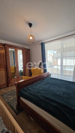 Casă individuală cu 5 camere cu Garaj în Titan