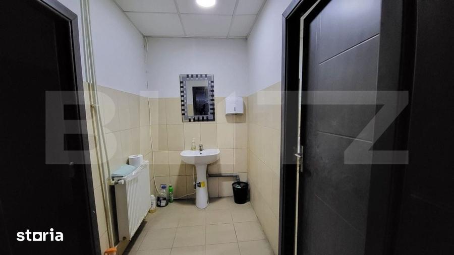 Spațiu comercial, de 210 mp, în Debarcader
