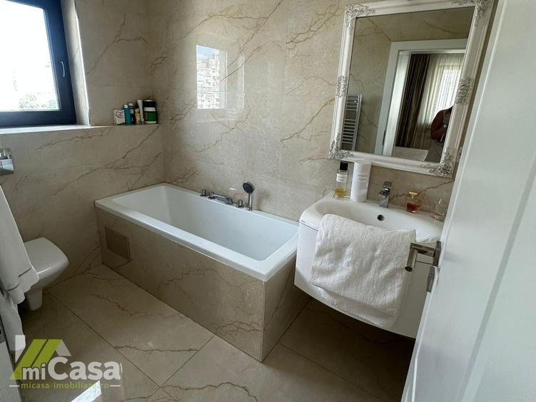 Apartament cu 3 camere decomandat, mobilat în Mazepa 2
