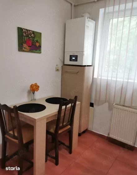 Garsonieră decomandată în Dâmbul Rotund