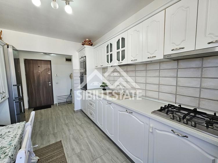 Apartament cu 2 camere decomandat, mobilat în Arhitecților - Calea Cisnădiei