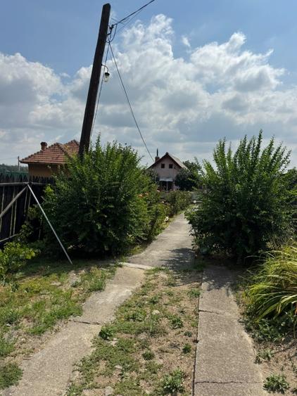 Casă individuală cu 3 camere cu Canalizare în Exterior Vest