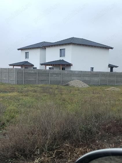 Casă cu 4 camere cu Teren 312 Mp în Central