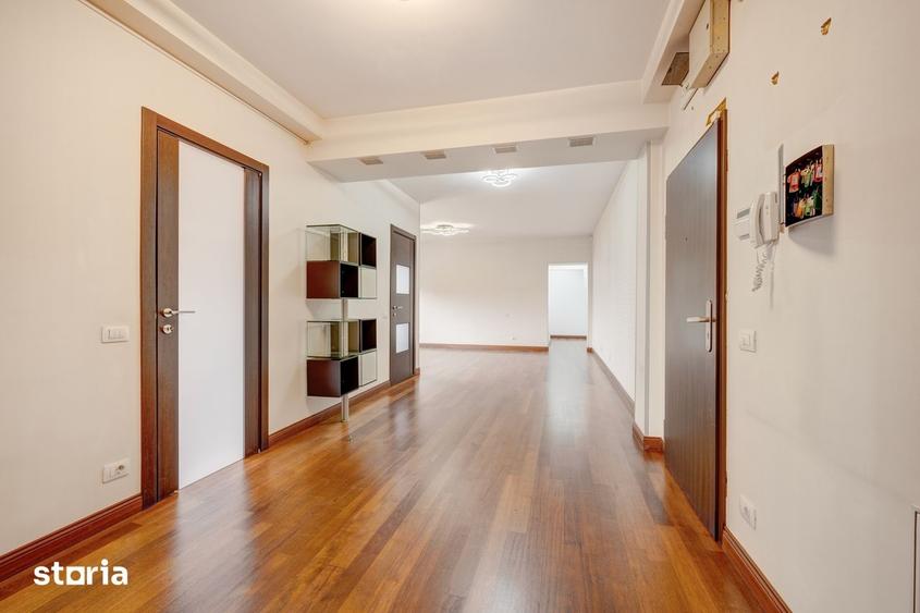 Apartament de 6 camere, 250 mp 2 parcari- Sise?ti-Comision 0% - 5