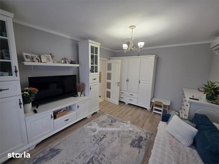 Apartament cu 3 camere în Valea Lupului
