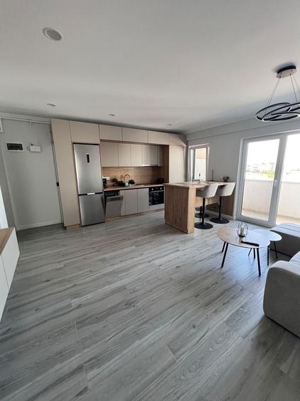 Apartament cu 2 camere decomandat în Giroc