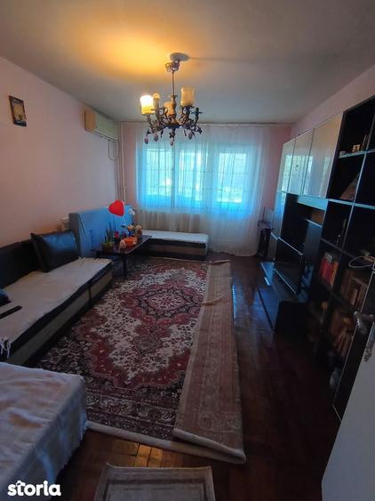 Apartament cu 4 camere decomandat în Tomis Nord