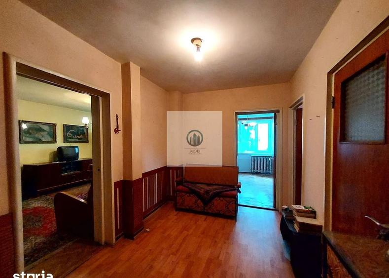 Apartament cu 3 camere în Titu Maiorescu