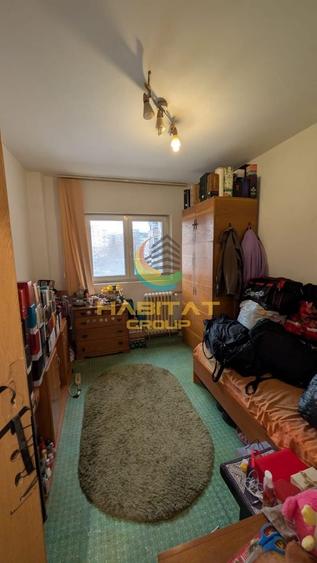 Apartament cu 4 camere semidecomandat în Brâncoveanu