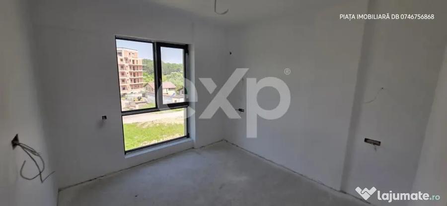 Apartament cu 3 camere decomandat în Nord