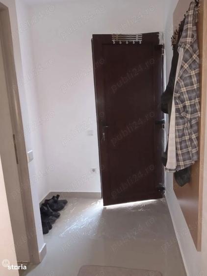 Casă cu 2 camere cu Canalizare în Central