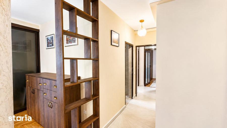 Apartament cu 3 camere, mobilat în 13 Decembrie