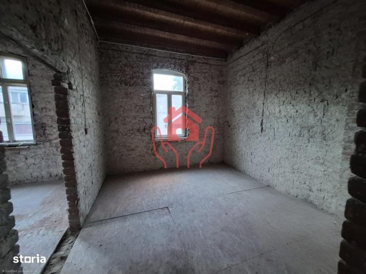 UNIRII (Piata Regina Maria)-Vila interbelica cu proiect autorizat, 2 d - 6